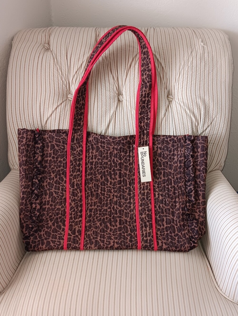 Leopard Print Tote Bag with Red Straps - Picture 4 of 7